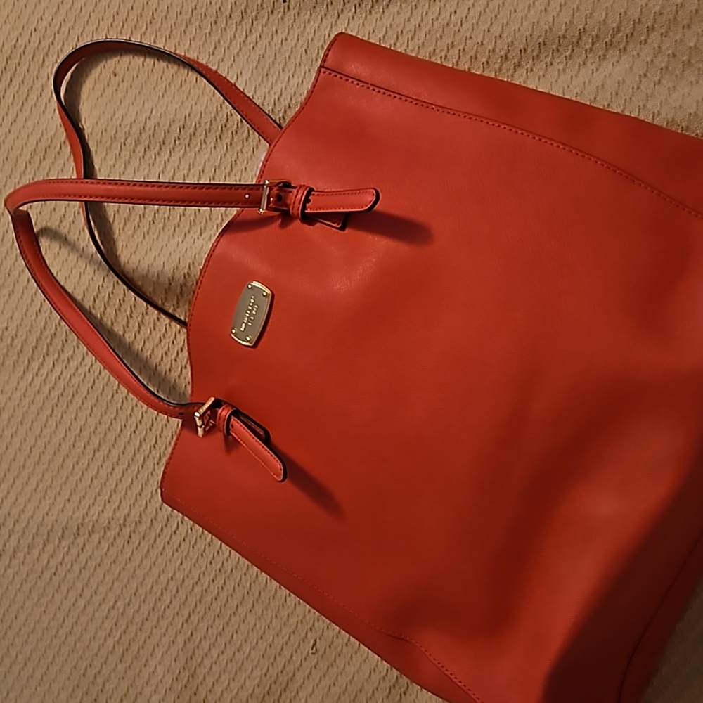 EUC Michael Kors Tote